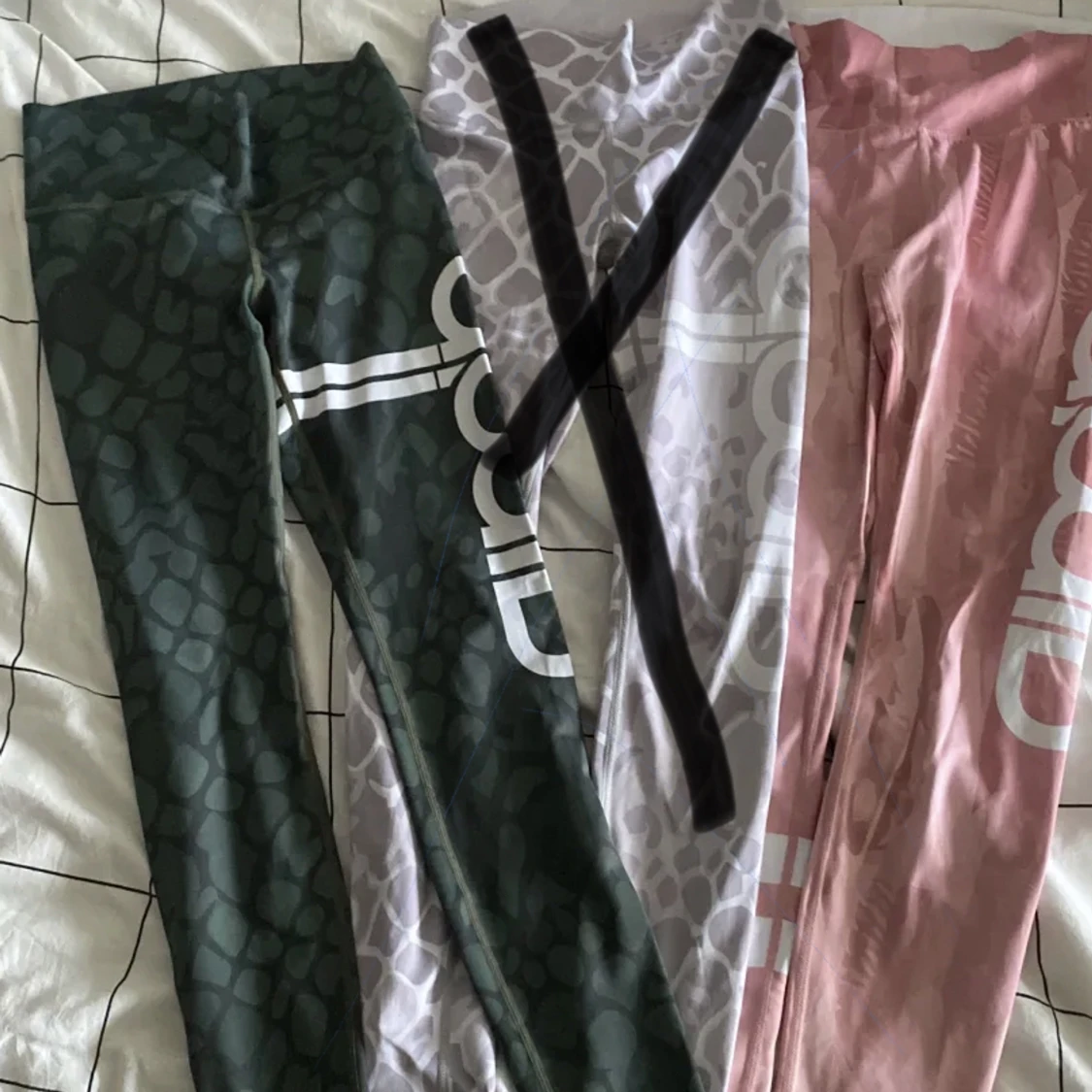 Gråa snygga aiminbyxor💗