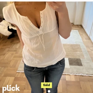 Söt topp - Jättesöt topp som tyvärr var för liten för mig💕(lånade bilder)