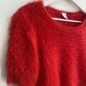 Vintage top - En vintage-topp från Visual Clothing Brand, köpt i en vintagebutik i Köpenhamn. Passar storlek XS - M.