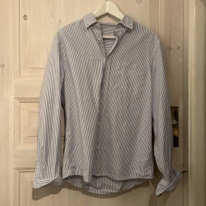 Skjorta - Skön skjorta från zara som jag aldrig använt 