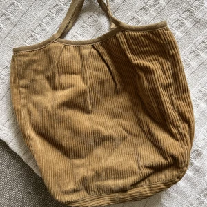 Vintage Manchester väska  - Säljer denna superfina vintage Manchester väska! 