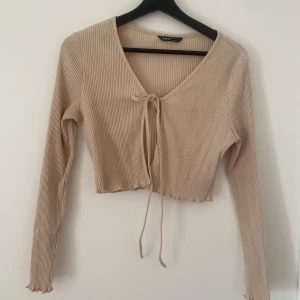 Kofta - Kofta från shein, lite liten i storleken. Köpt 2021.