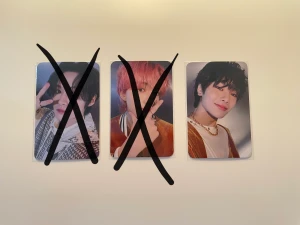 Stray kids JYPSHOP pob - Stray kids JYPSHOP pob.  bara jeongin är tillgänglig tradear mot 2nd slide eller säljer för 150kr + 15kr frakt.  hör av er om ni har frågor eller är intresserade ^^