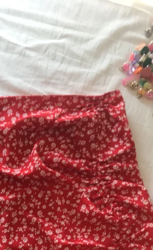 Kjol från Shein  - Är från Shein är i väldigt bra skick 