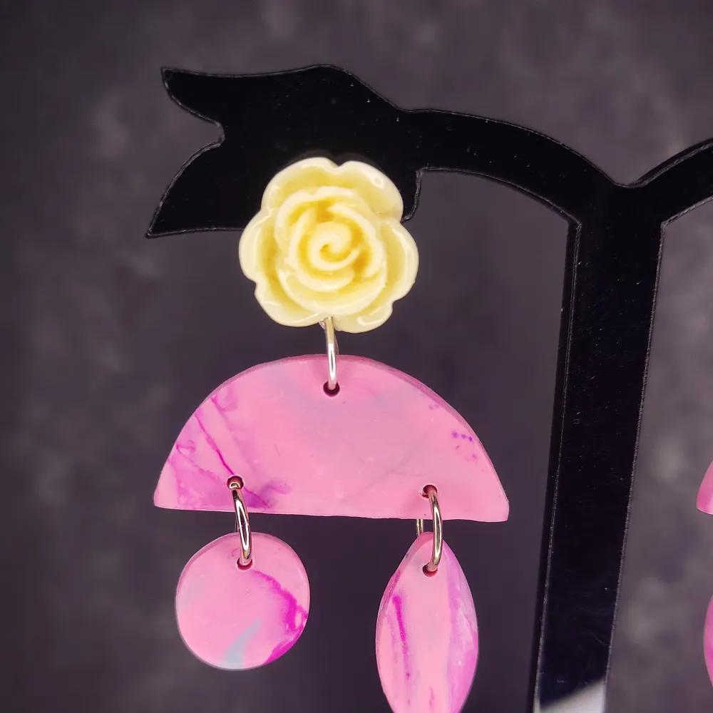 Handmade earrings made of polymer clay . Accessoarer.