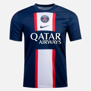 Fotbollströjor PSG  - Helt nya fotbollströjor i bästa kvalitet. Finns många olika lag kontakta mig vid intresse.  Eget tryck med namn och siffra går även att ordna! 