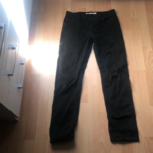Levi’s jeans - Bra skick