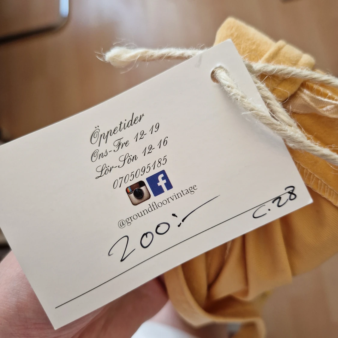 Gul helcirkelkjol - 91