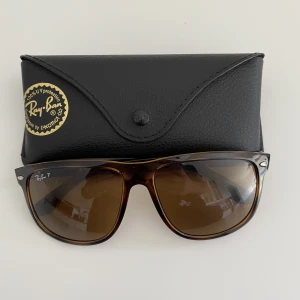 Rayban boyfriend  - Rayban boyfriend polariserade glas  Pris: 1100kr