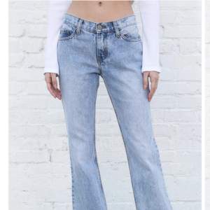 Brandy Melville jeans i super bra skick, säljer då dem är för små för mig💕