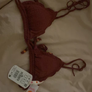 Oandvänd bikini topp med lappen kvar  - Säljer pogrund av att den är för liten 💗