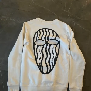 Comme des garçon sweatshirt  - ny skick. Använd fåtals gånger.