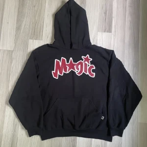Vintage Russell hoodie - Russell hoodie med trycket Magic. Skitbra passform