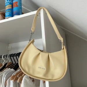 David Jones väska  - Nästan aldrig använd och perfekt när man bara ska ha med små saker