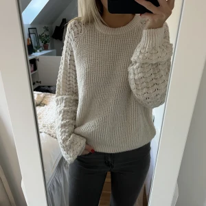 Stickad tröja  - Mysig stickad tröja😍