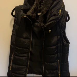 Super fin väst - Jätte fint skick