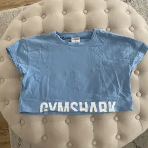 Crop top från Gymshark, använd en gång, utan skavanker i storlek S