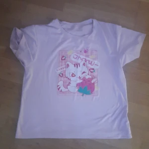 Kawwii t-shirt - Storlek; LARGE