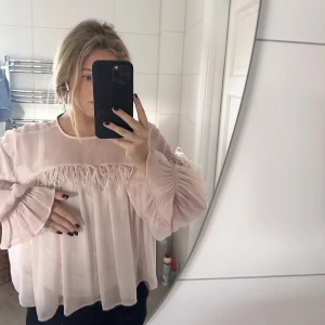 Rosa topp - Superfin rosa fest topp från Zara💖nästan aldrig använd och passar alla fest tillfällen💖