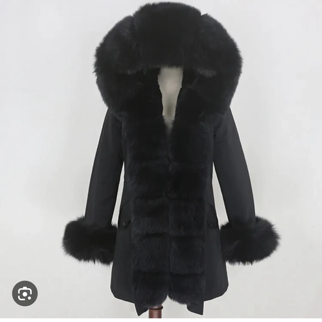 Pälsjacka från feminina