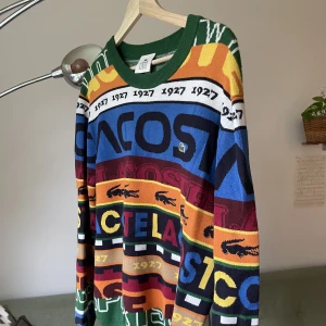 Lacoste stickad crewneck - Tvärfet tvärskön tvärsteezad  Sparsamt använd  Pris kan diskuteras