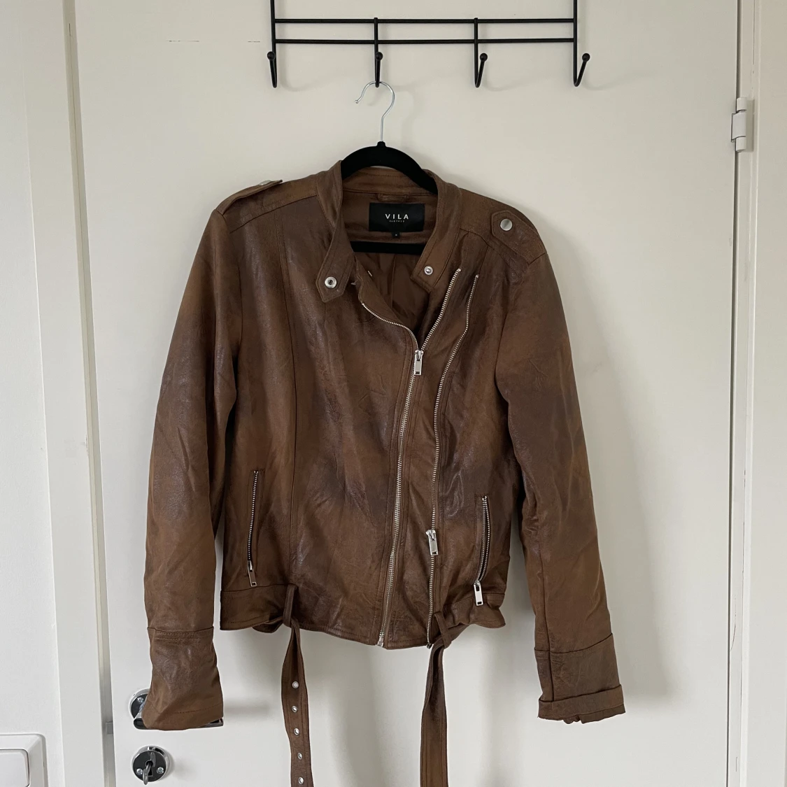 Läderimitationsjacka