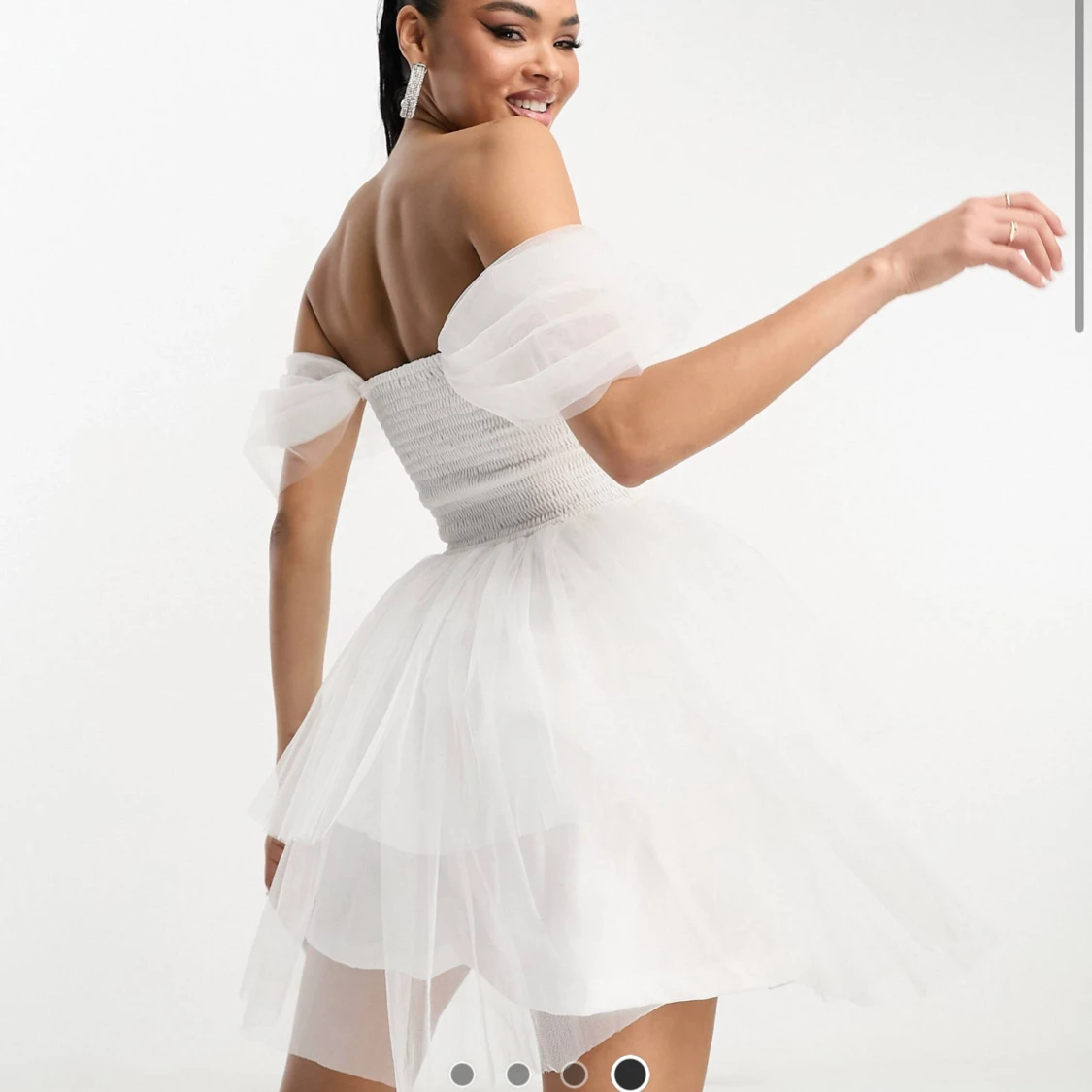 Intressekoll studentklänning  - 91