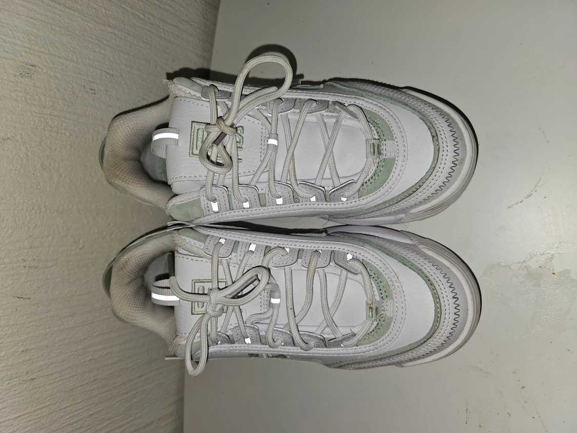 Fila Disruptor II Skor Storlek 38 1/2 - 90