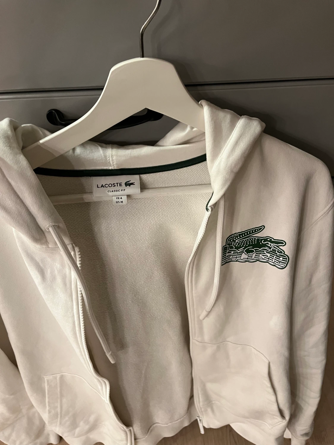 Lacoste hoodie - 90