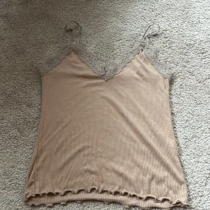 Linne - Passar mer som S