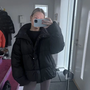 Vinterjacka  - Super fin vinter jacka ifrån hm💕