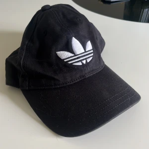 Adidas Keps - Adidas keps One-Zize
