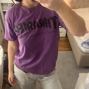 Thrasher tröja💜 - Cool Thrasher tröja