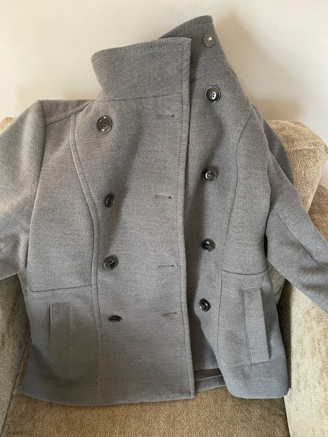 Grå kort kavaj/kappa - 1