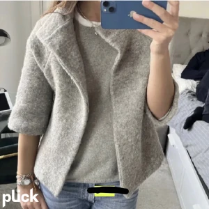 Trekvartsärmad kappa - Superfin trekvartsärmad kappa i jättebra skick💓kan mötas och posta💓