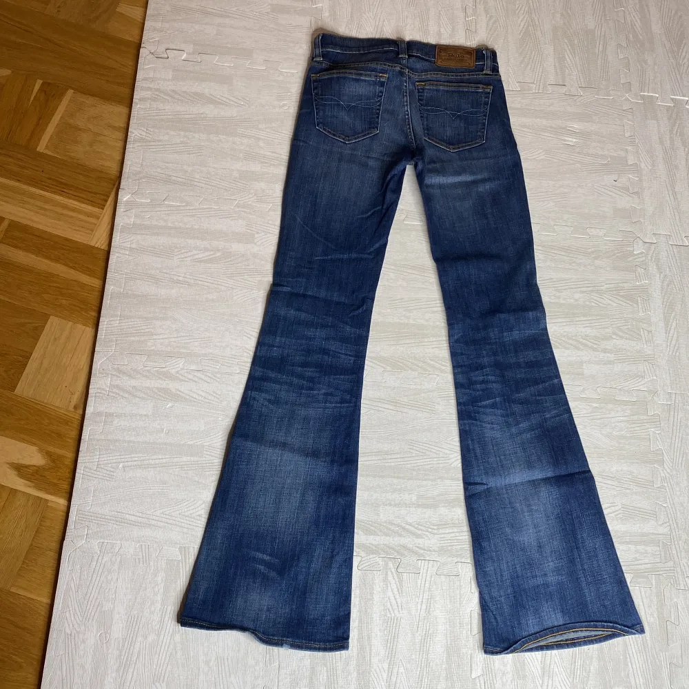 Polo Ralph Lauren bootcut jeans storlek W25 hög midja, långa ben . Jeans & Byxor.