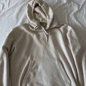 Zara Hoodie - Den är S men jag skulle säga att den passar bra till de som har storlek M också