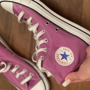Converse  - Helt nya då ja fick dessa o inte e i rätt storlek 