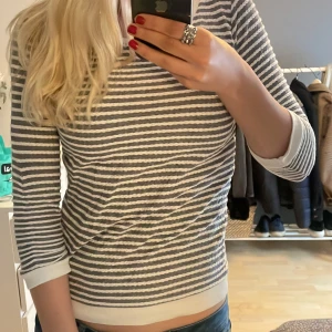 Tröja - Jätte snygg tröja, trekvart armad! Så fin till sommaren 