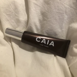 liquid bronzer  - Liquid Bronzer från caia. Testad typ 3 gånger! Säljer för 200kr inkl frakt 🌟