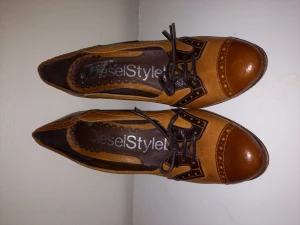 Heels - Strl 39, heels, english style, LadDiesel