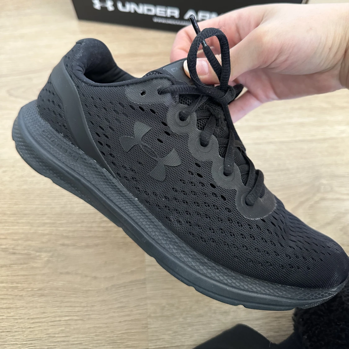 Under Armour skor - 90