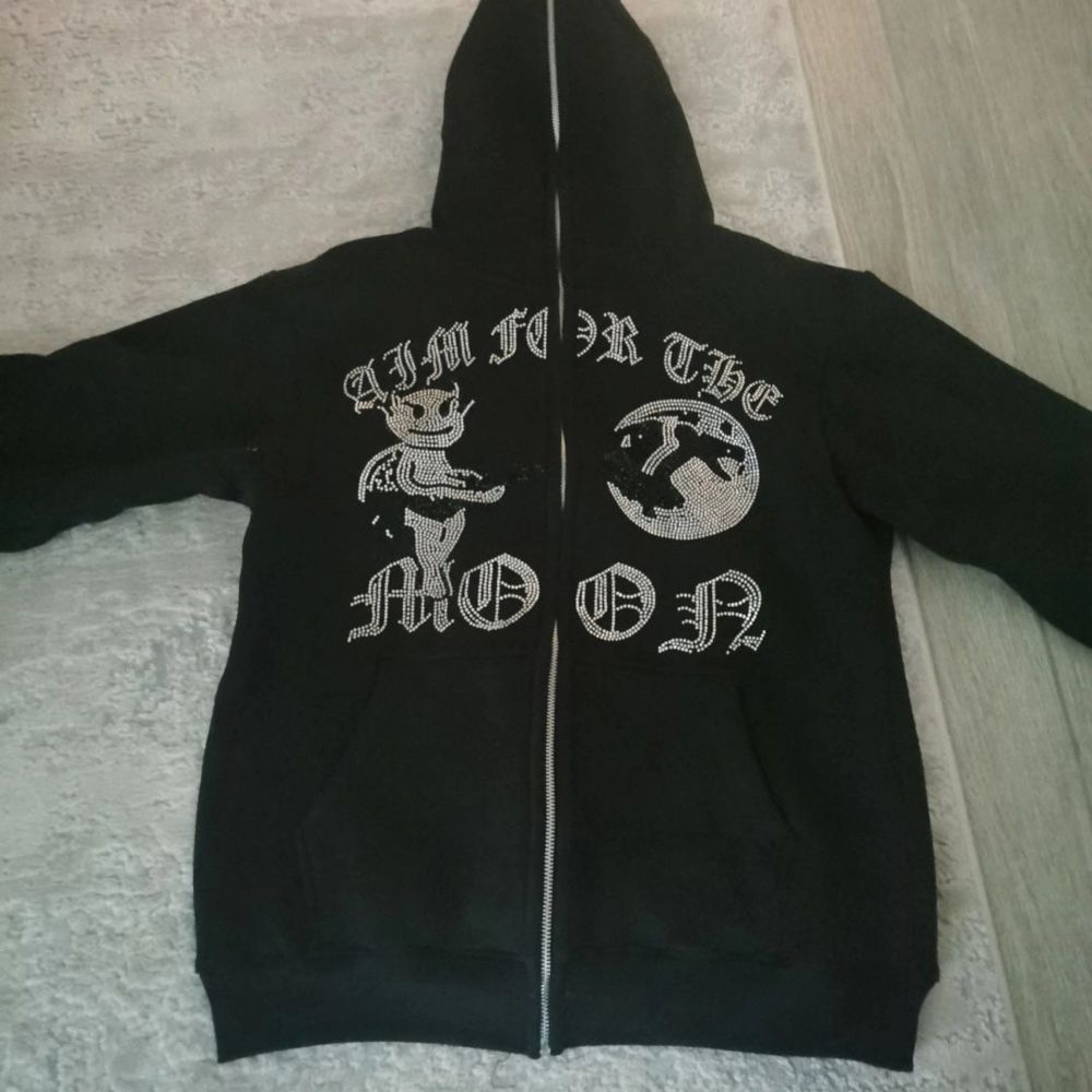 Aim for the moon zip hoodie | Plick Second Hand