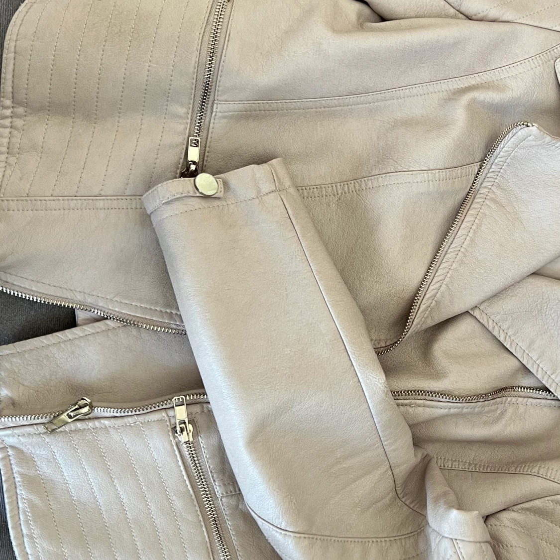 Beige skinnjacka - 91