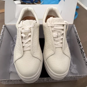 Eytys Doja Sneaker 41 - Storlek 41  Helt nyskick  Finns hämta i Stockholm eller frakt 