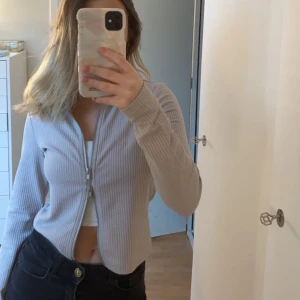 Fin topp - Topp från H&M i storlek S. 