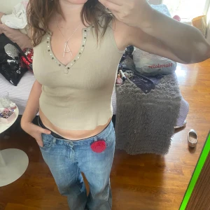 Coolt Linne - Säljer detta coola linne i bra skick! 