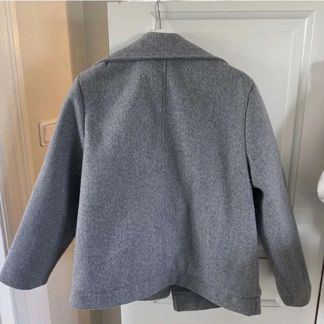 Grå kappa  - 90