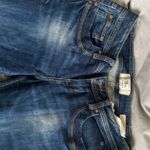 ltb jeans! - dessa supersnygga ltb jeans! säljer då jag har ett par liknande! 💙 lågmidjade!! (köpta second hand)