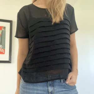 Blus/topp - Blus/topp från H&M gammal modell!! 🥰🥰